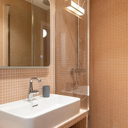 New - Urbaine Au Coeur De - 6 Pers Appartamento Parigi