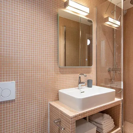 New - Urbaine Au Coeur De - 6 Pers Parigi